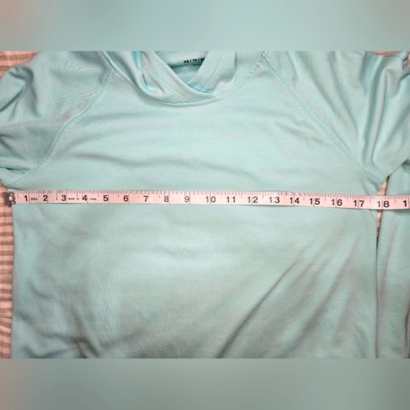 Under armor heat gear hoodie lightweight XS TIFFANY blue Excellent condition - Picture 3 of 7